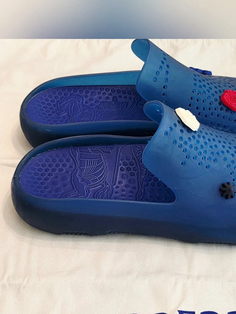 Burberry perforated blue